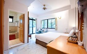 Hu Shan Hot Spring Hotel